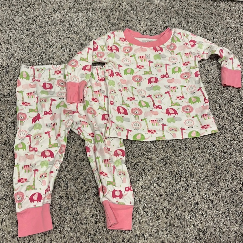 Kissy Kissy Pajamas 12-18M